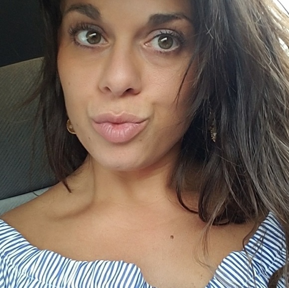 Meet your Posher, Shanna - Picture 1 of 1